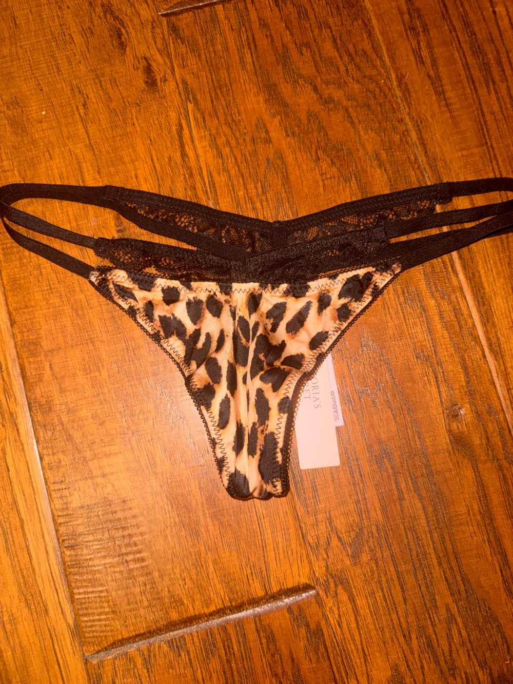 NWTVictoria's Secret Leopard Lace-Trim Thong - Black & Brown